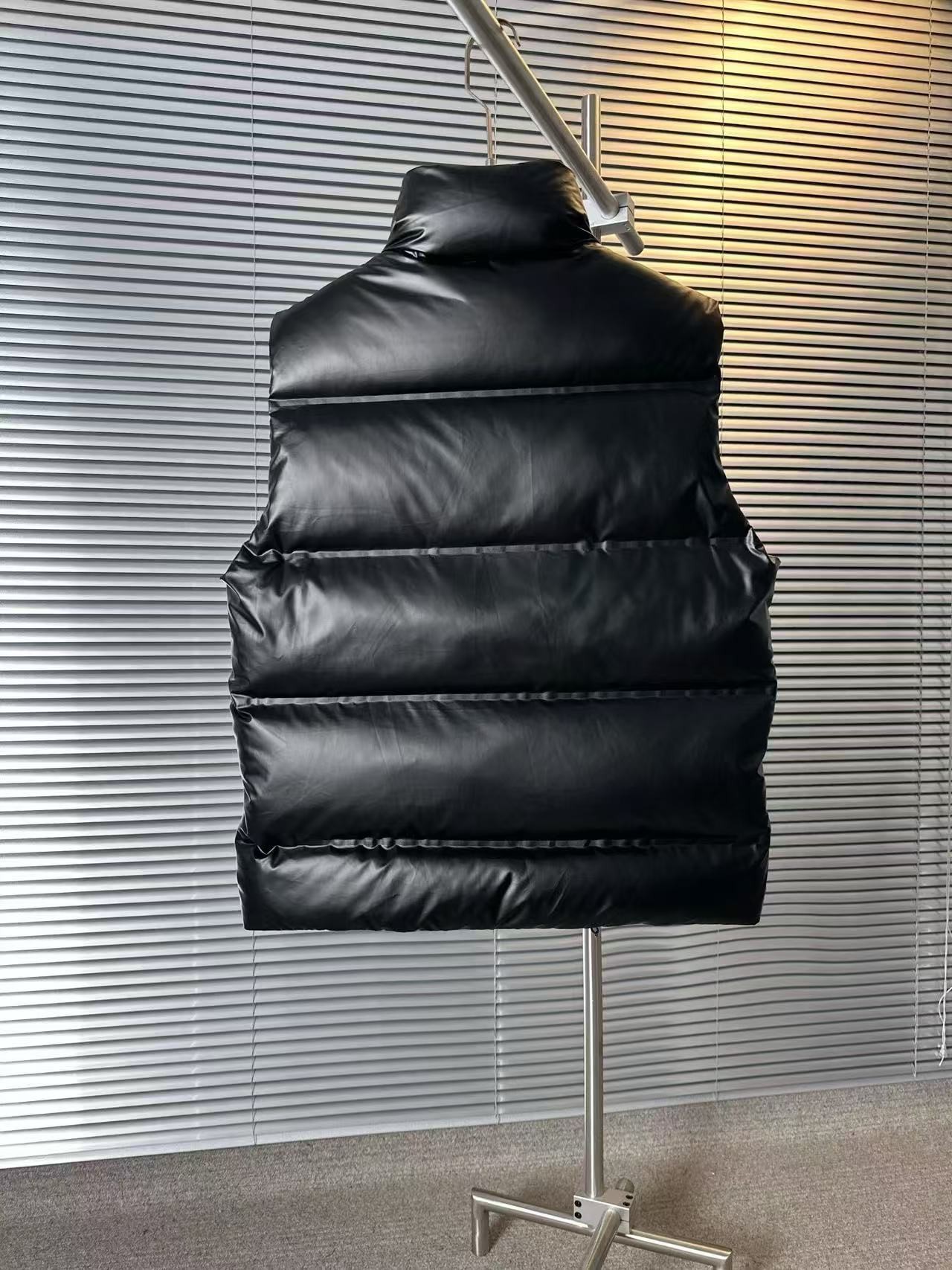 PRD classic red label new down vest