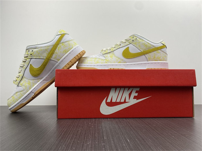 NK Dunk Low Yellow Strike DM9467-700