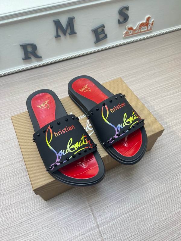 C X L Men's slippers