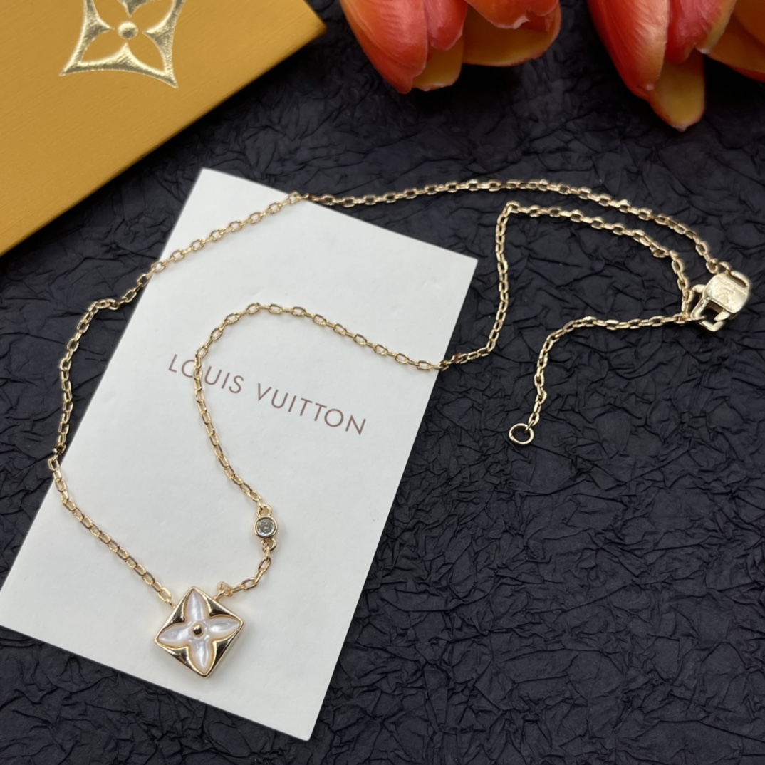 Necklace VVXL-9120021