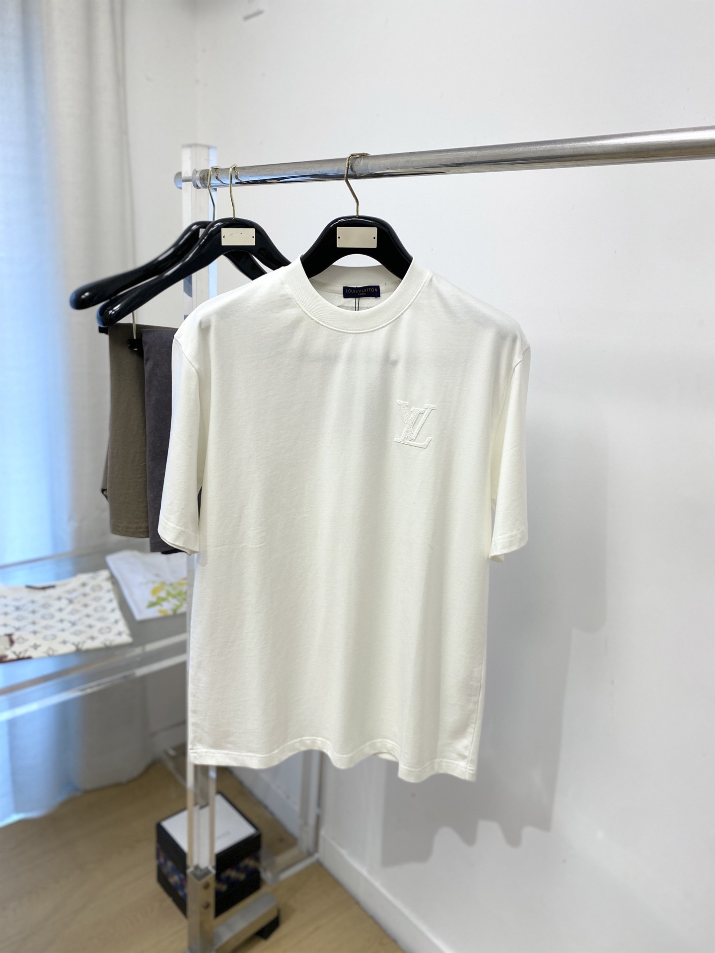 LV T-shirt