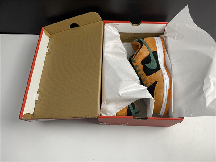 NK Dunk Low Ceramic DA1469-001