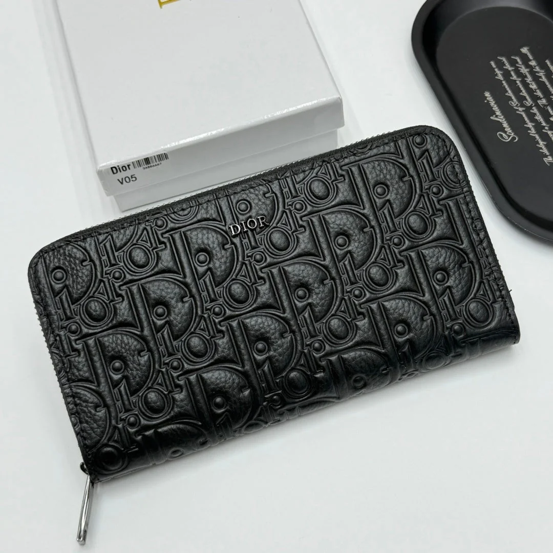 【Dior】New Arrival★Logo Long Wallet☆Long Zip Wallet in 2 Colors