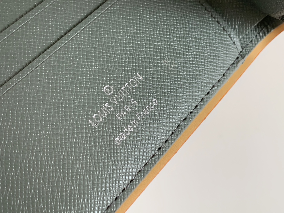 Wallet 4.5″x3.5″x0.6″ BB-918000229