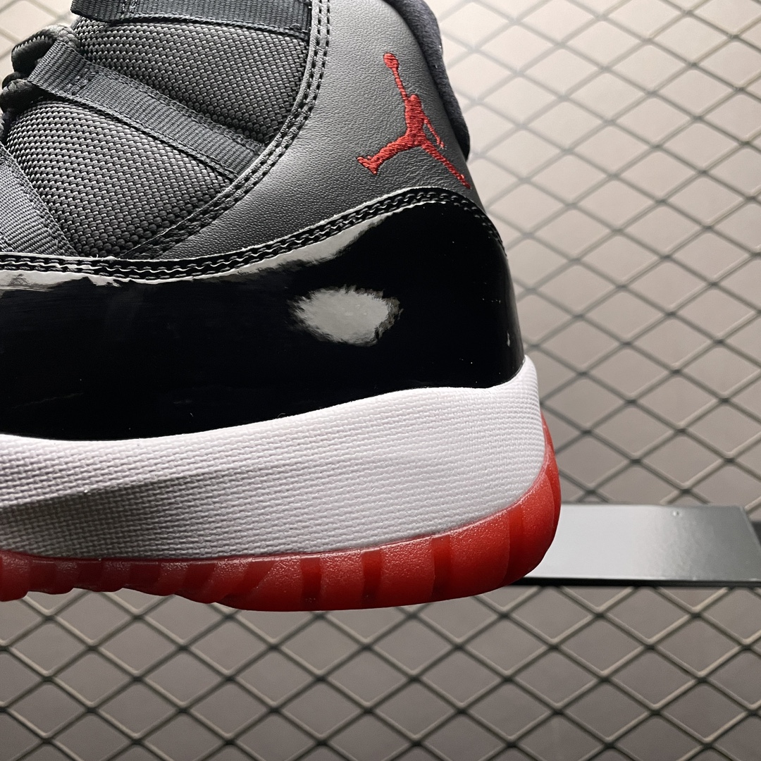 JRD 11 Retro Playoffs Bred 378038-061
