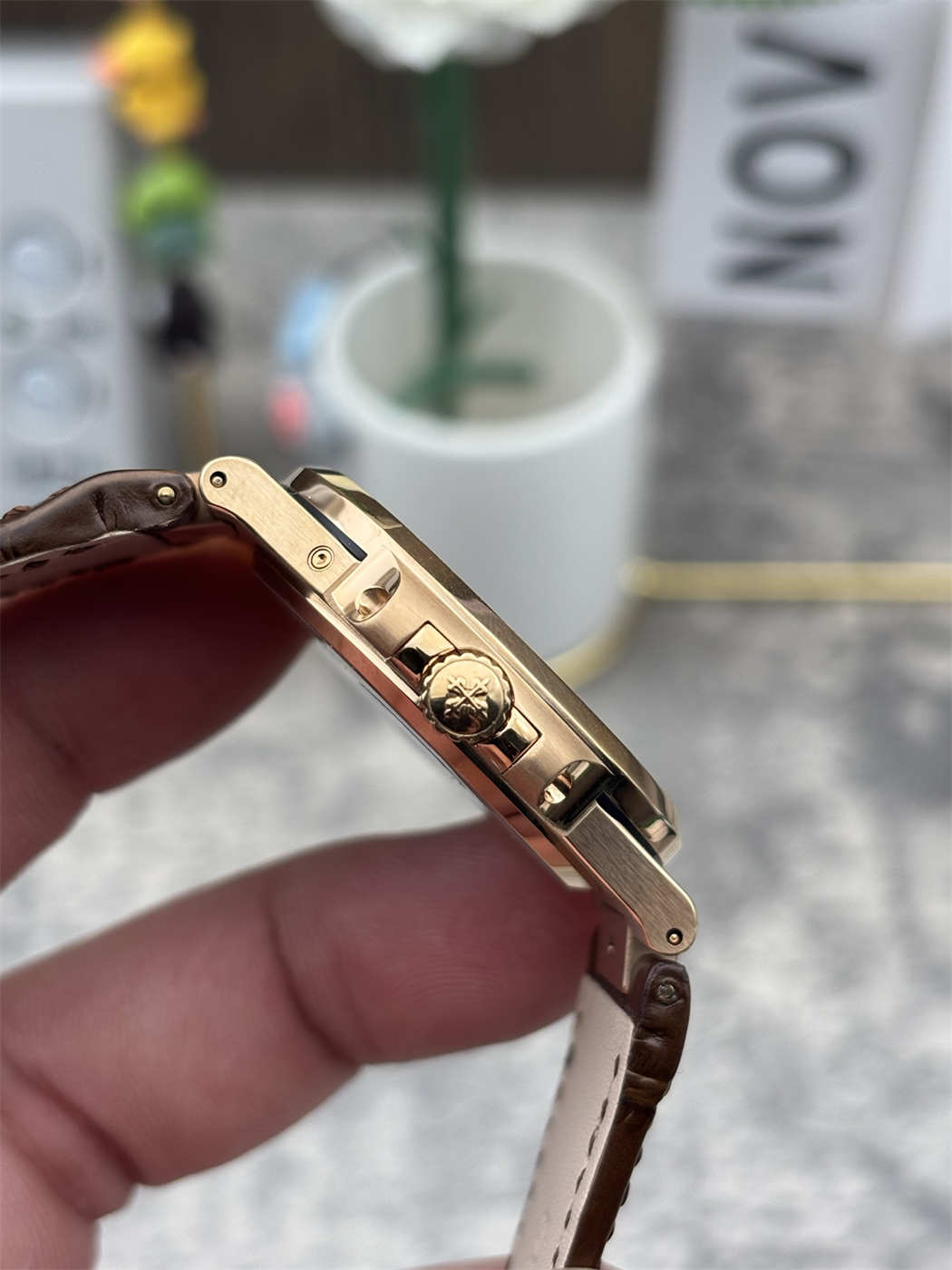 Patek Philippe Nautilus 5712 Replica – 5712GR-001 Rose Gold Moonphase Watch