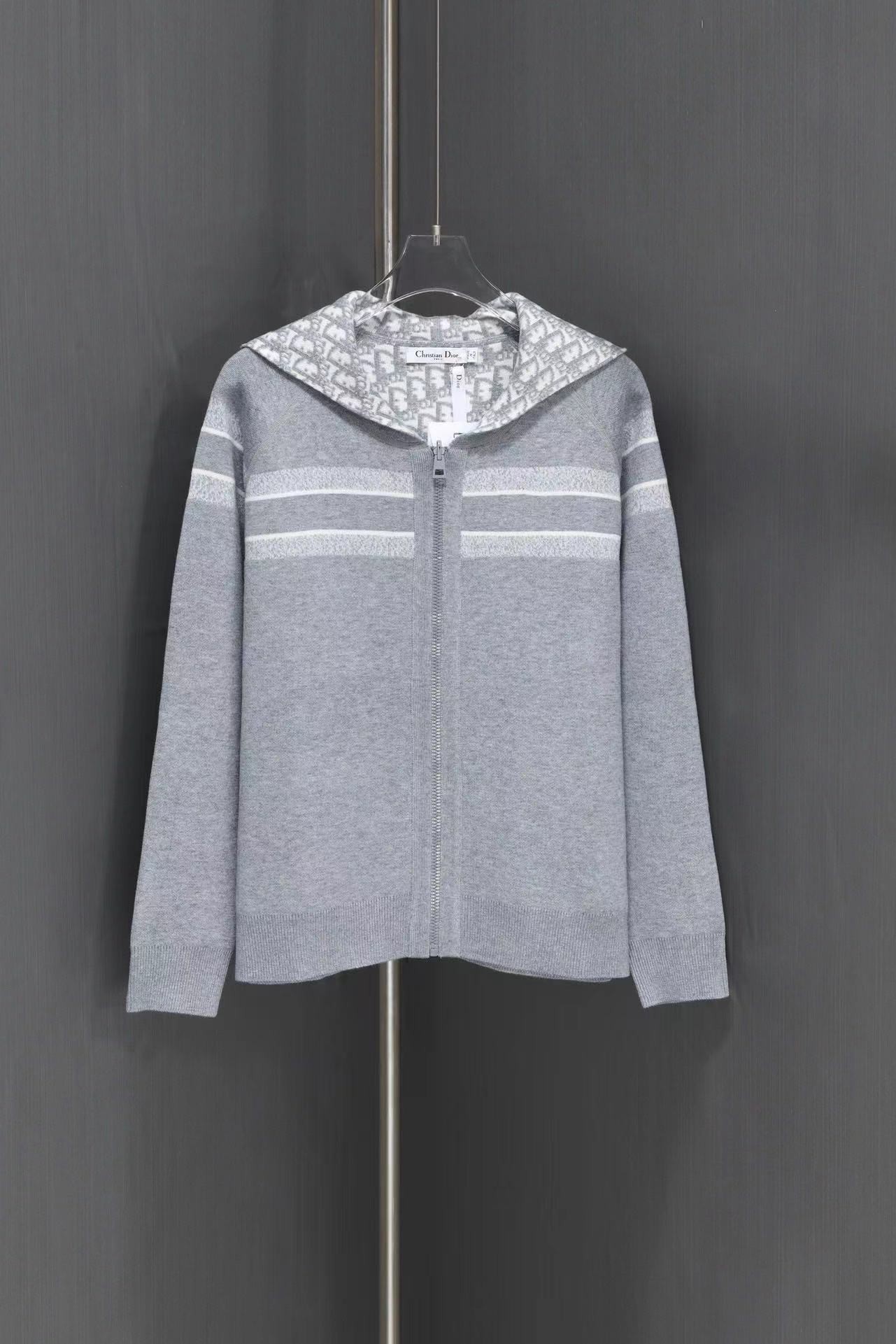 DR all-over jacquard reversible wool zip-up hoodie