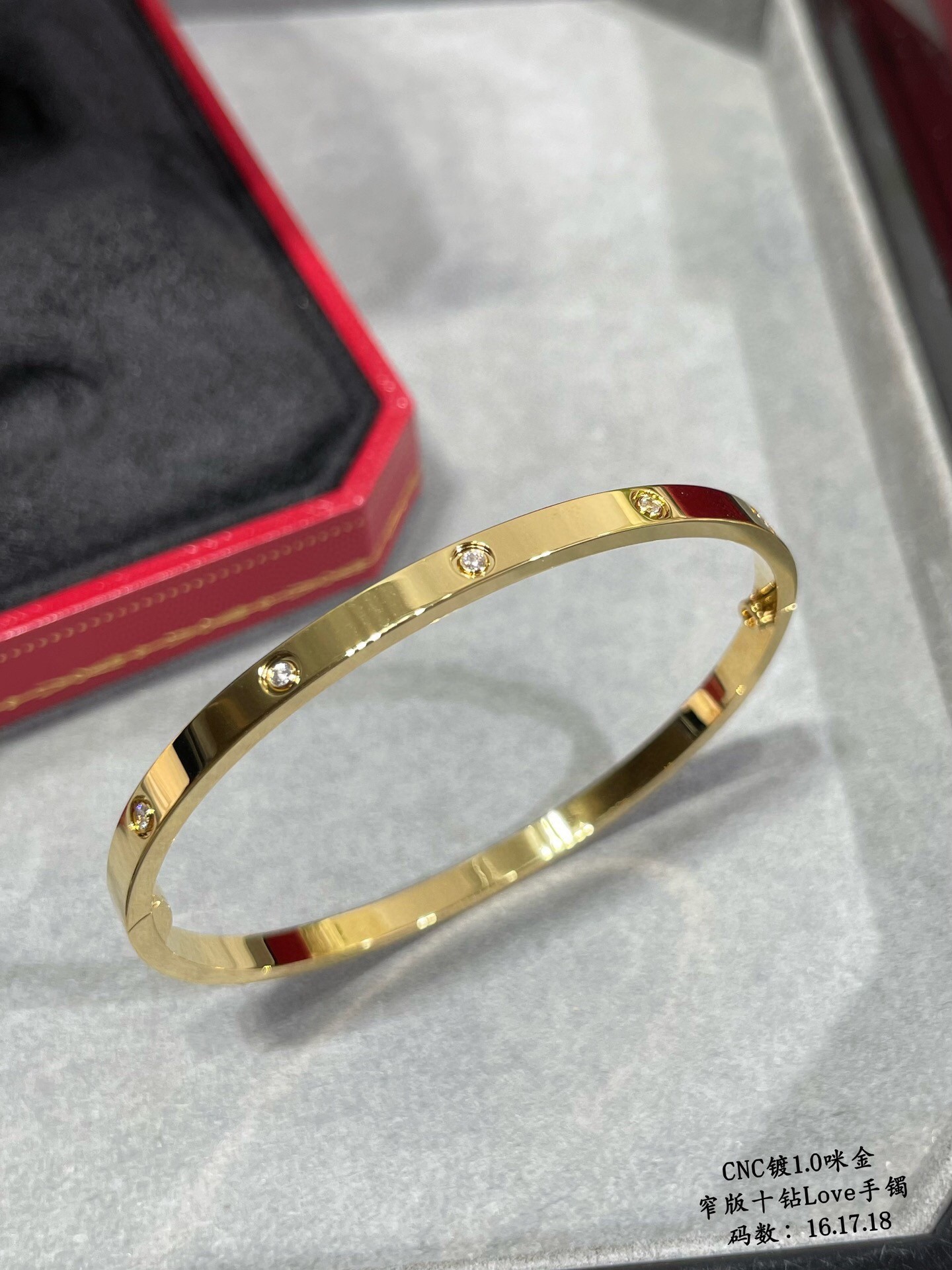 Carti LOVE Bracelets 10 Diamonds（Multiple colors）