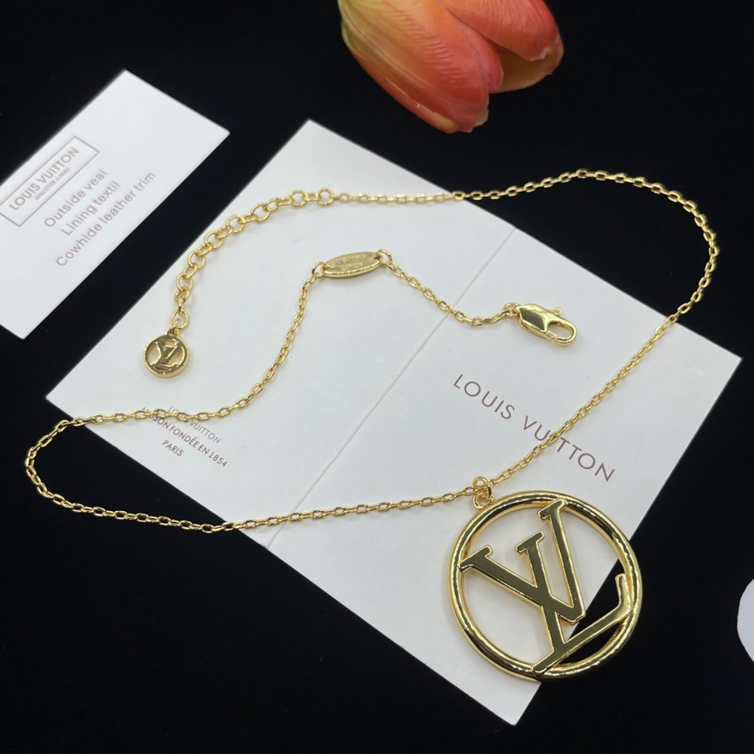Necklace VVXL-9120019