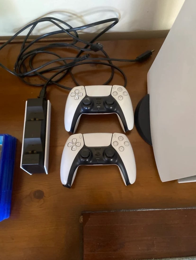 PlayStation 5 8H58