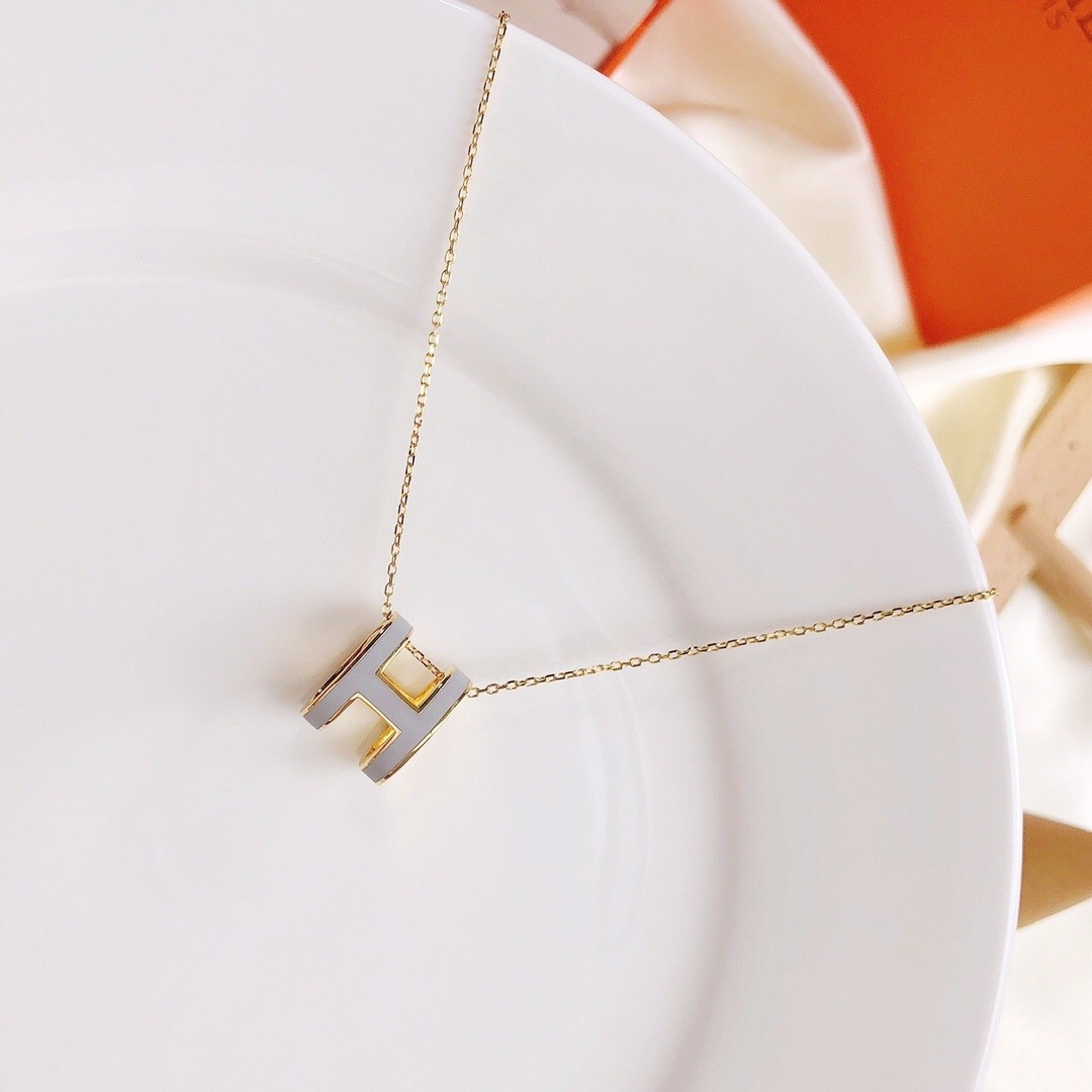 Herms Necklace