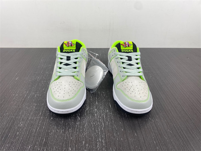 NK Dunk Low University of Oregon PE FQ7260-001