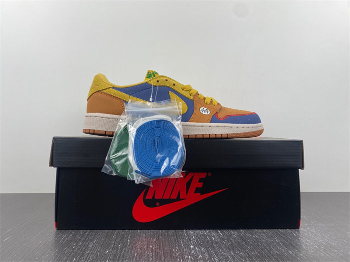NK Dunk Low DM7866-892
