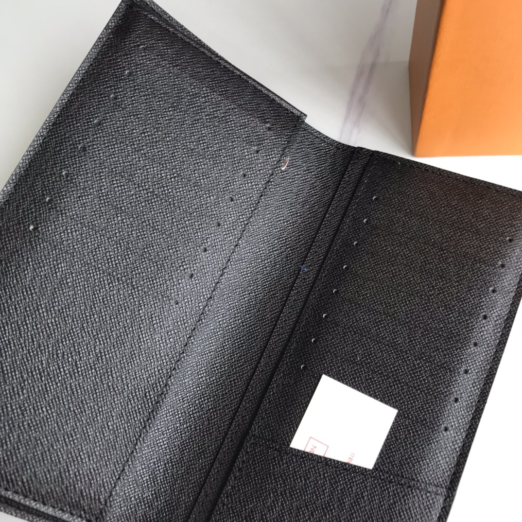 Long Wallet 7.5″x3.9″x0.8″ BB-918000144
