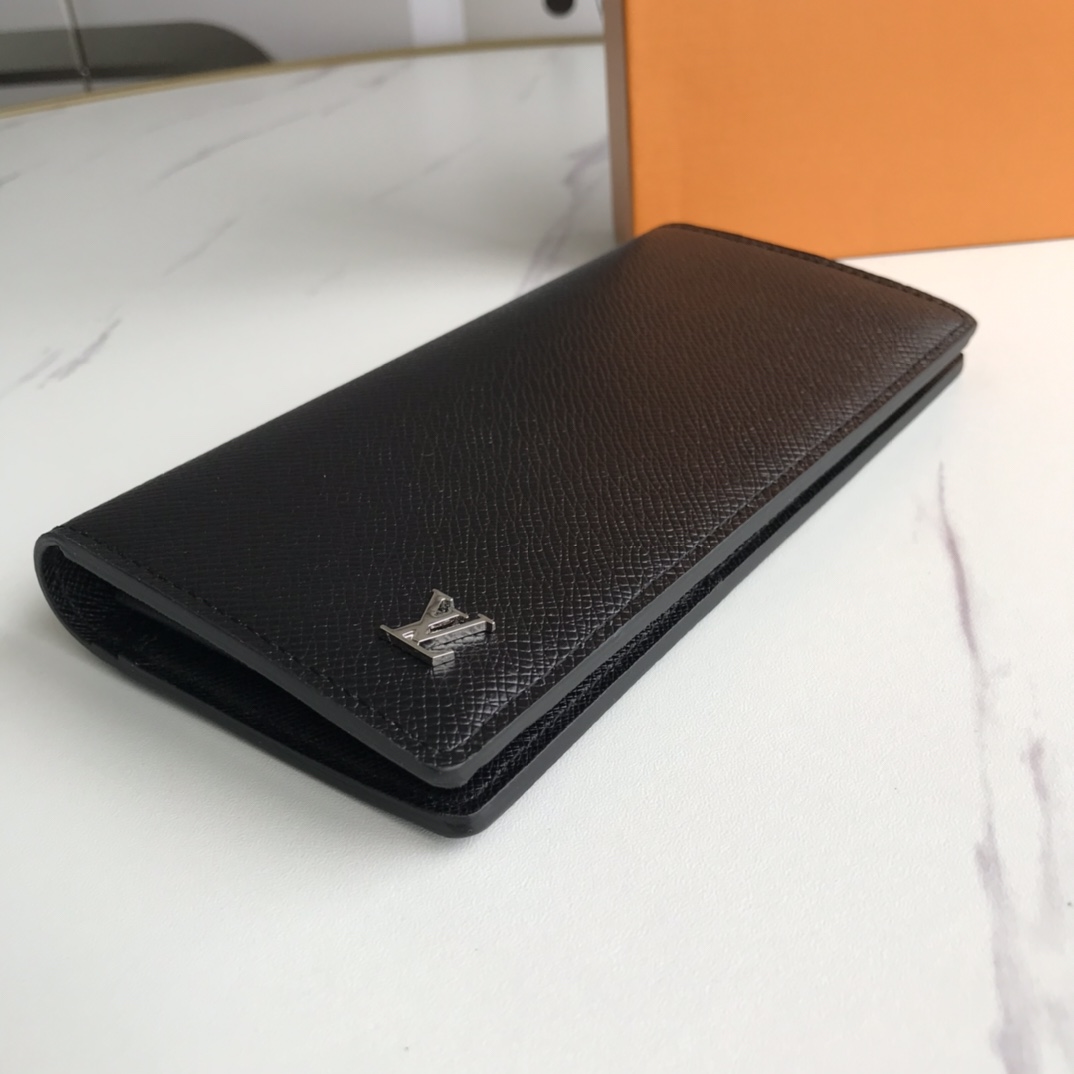 Long Wallet 7.5″x3.9″x0.8″ BB-918000144