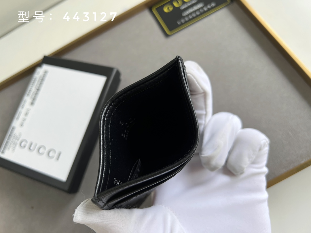 3colors Black cardholder 3.9’x2.8″ BB-918000253