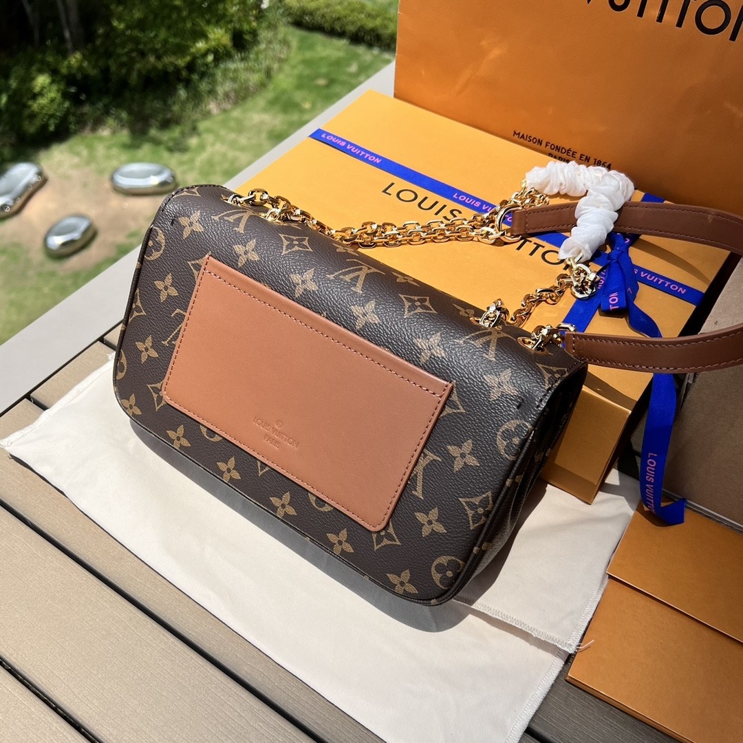LV Marceau M46127 Size：24.5x15x6.5cm