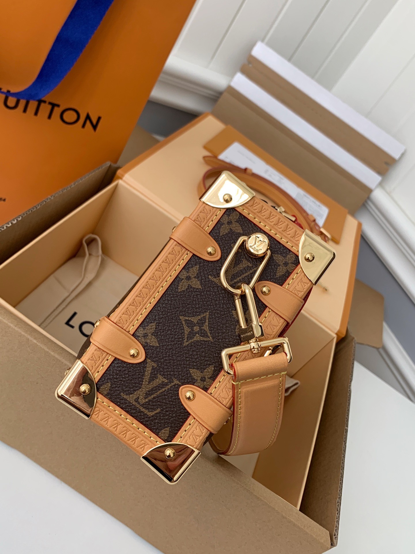 LV SIDE TRUNK M46358 21*14*6cm