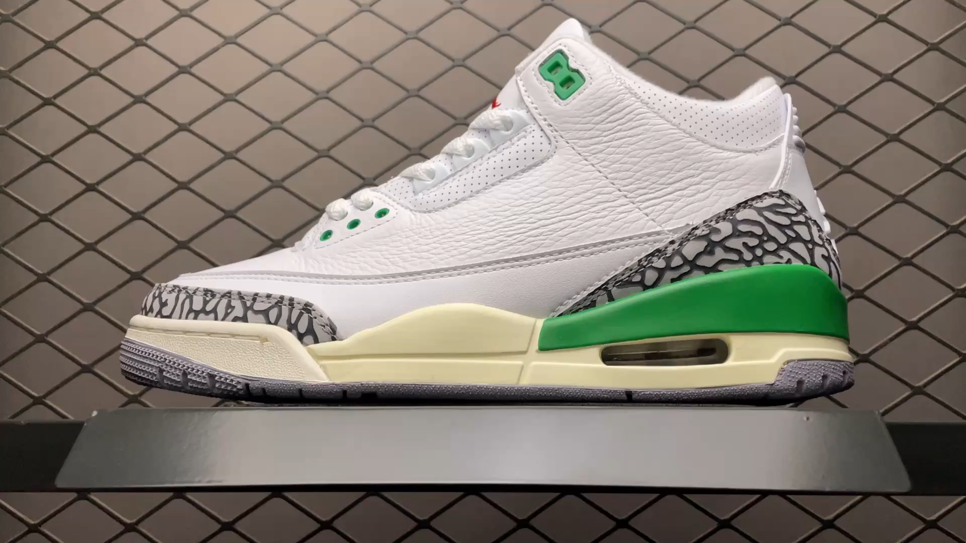 JRD 3 Retro Lucky Green CK9246-136
