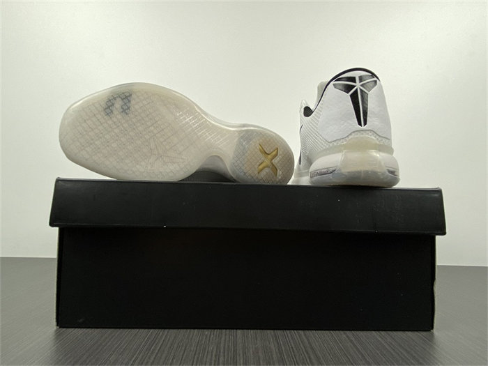 NK Kobe 10 Fundamentals 705317-100