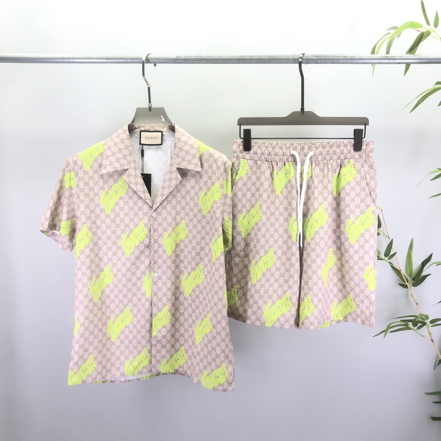 GUC Two-piece suit