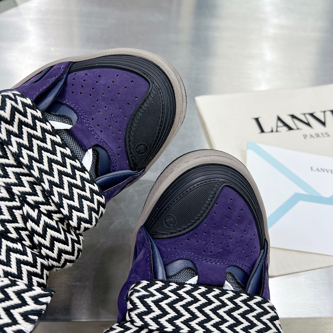 LAN Curb Sneaker 19