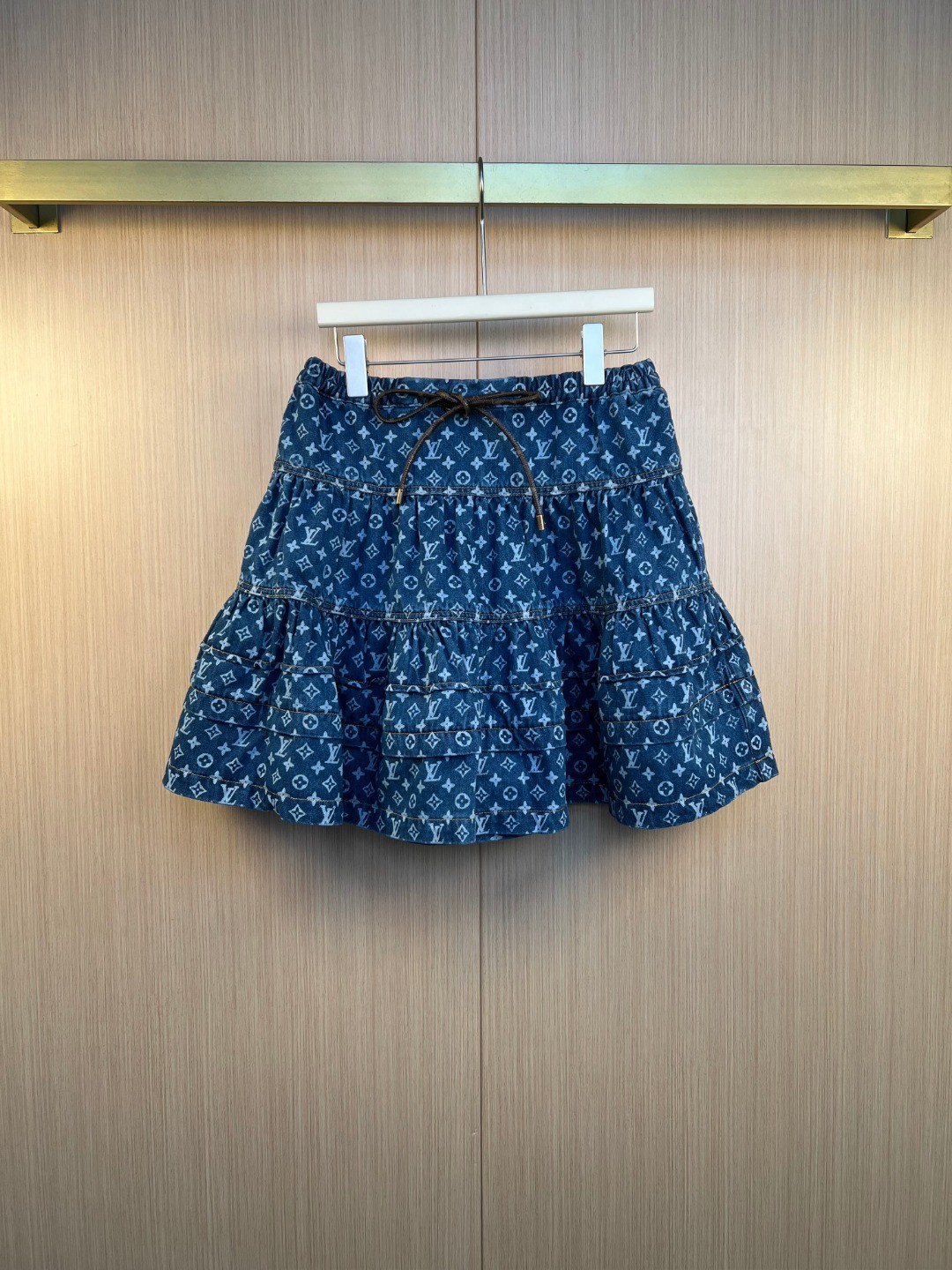 LV Short denim skirt（Women's style）