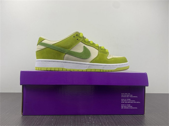 NK SB Dunk Low Green Apple DM0807-300