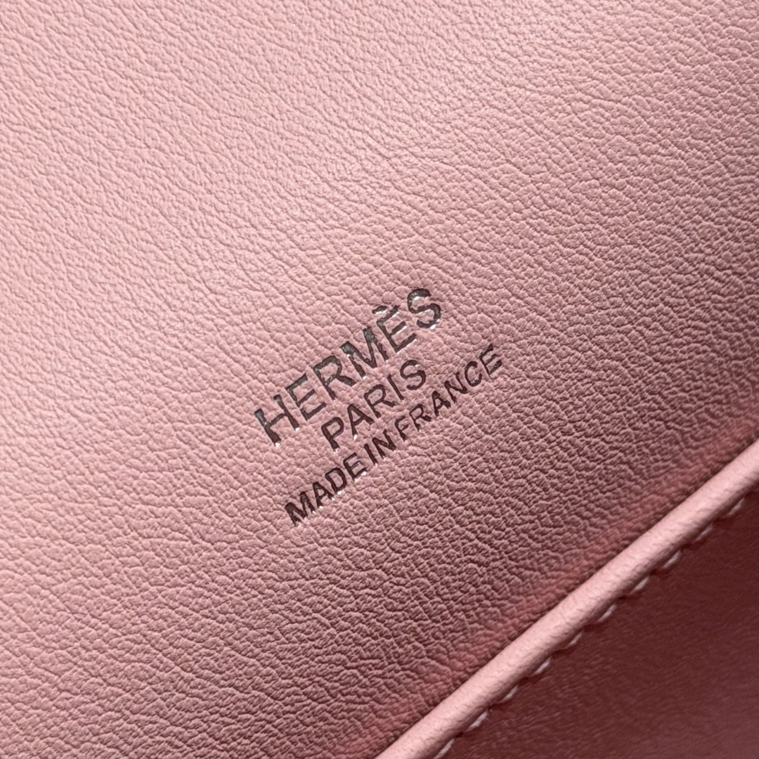 Herms Kelly Pochett Swift 22cm
