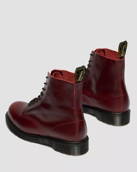 1460 Classic Calf Leather Boots
