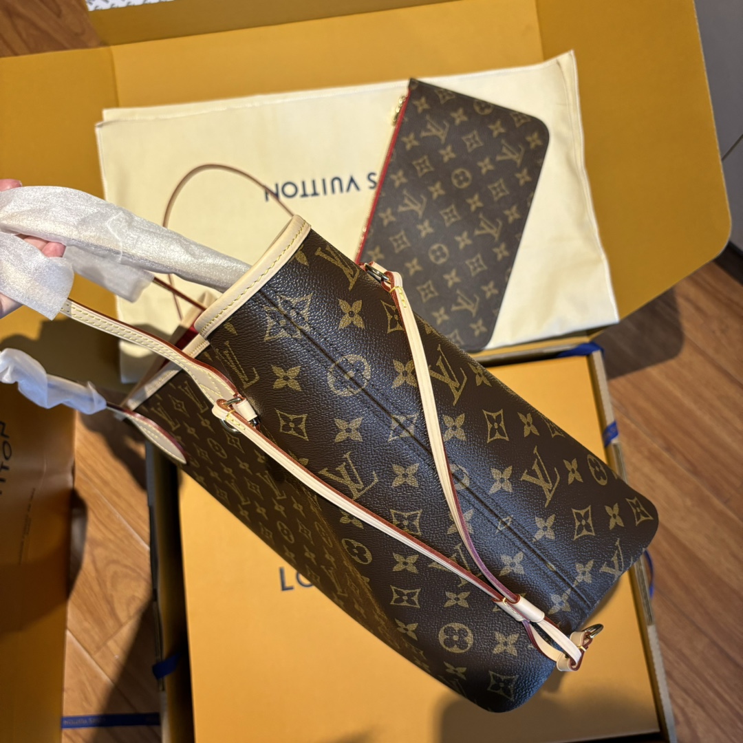 Louis Vuitton Neverfull MM Women Shoulder Bags M46987