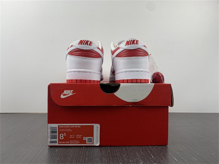 NK Dunk Low Championship Red DD1391-600