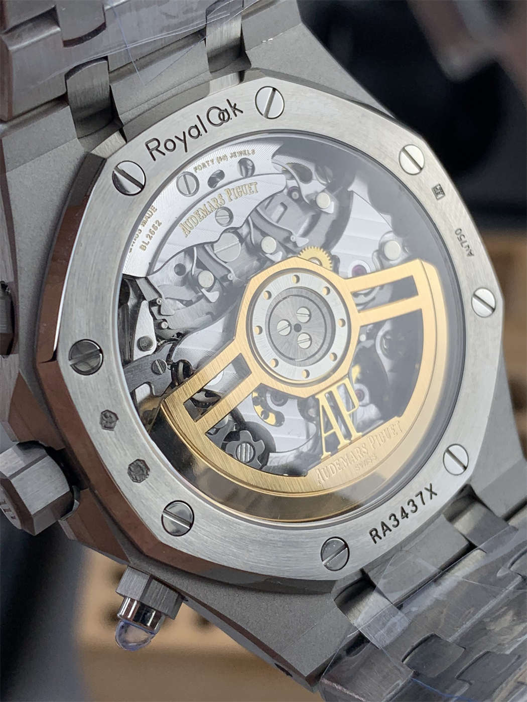 AP Royal Oak 26240 Replica – APS Factory Frosted White Gold Grey Dial 41mm
