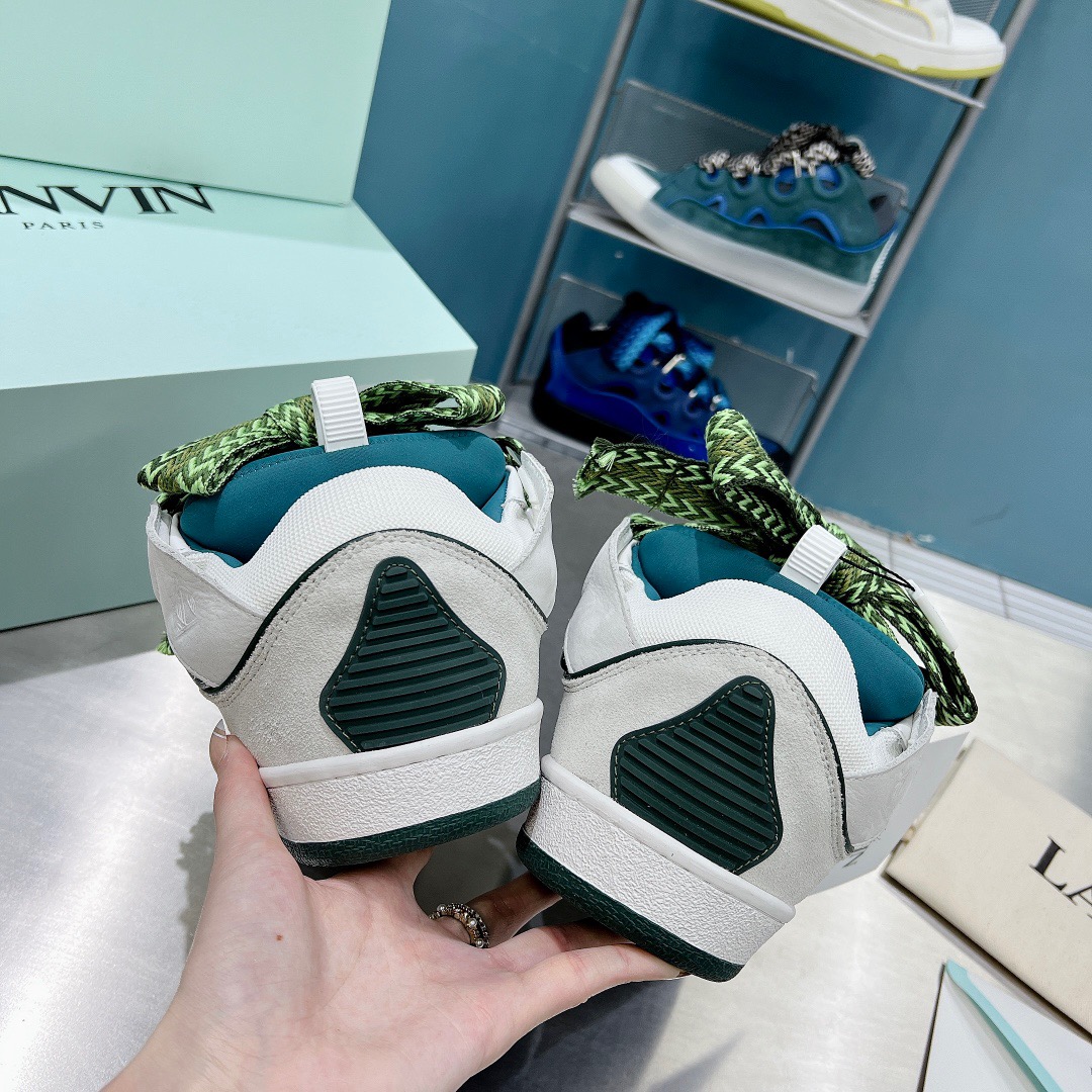 LAN Curb Sneaker 12