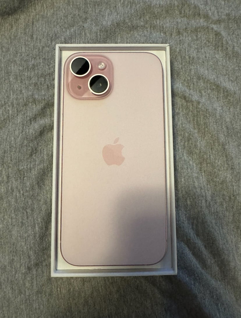 iPhone 15 7Y19