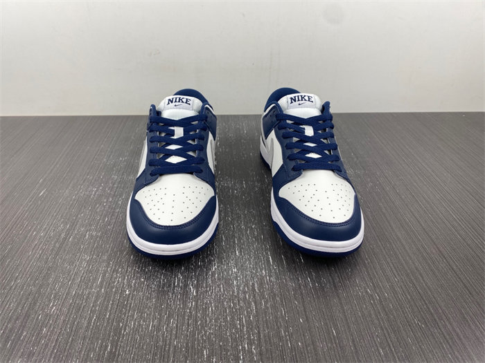 NK Dunk Low Summit White Midnight Navy FD9749-400