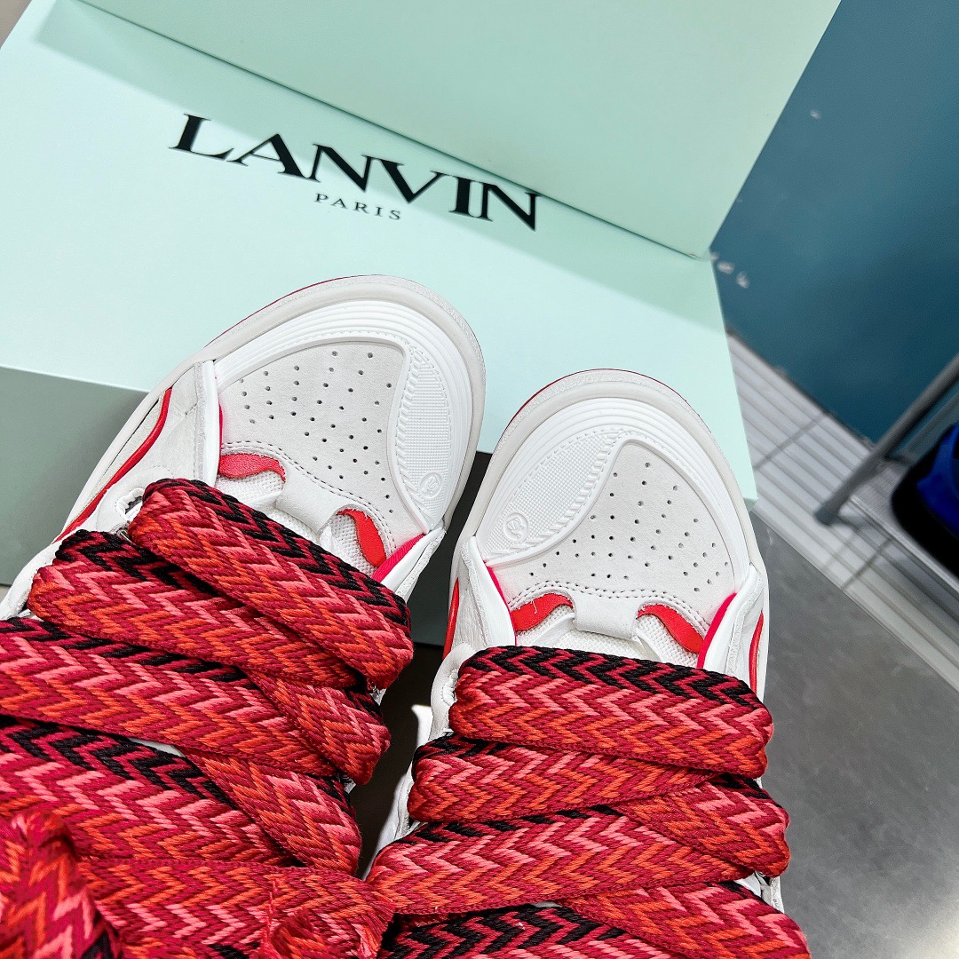 LAN Curb Sneaker 13