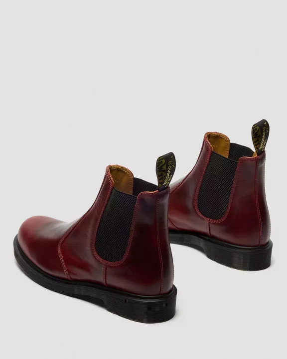 2976 Classic Calf Leather Chelsea Boots