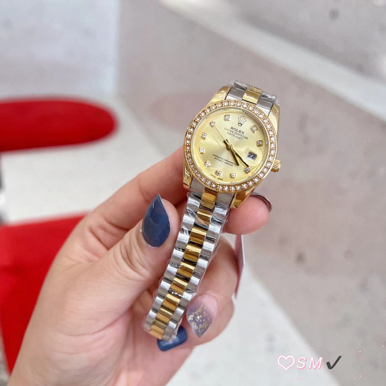 Classic Watch with Metal straps WB-7180011