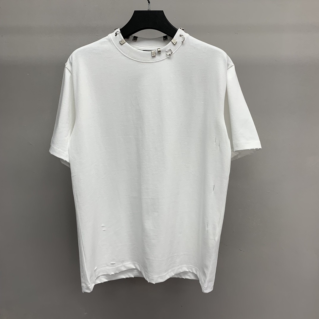 BLCG neckline hardware perforated T-shirt