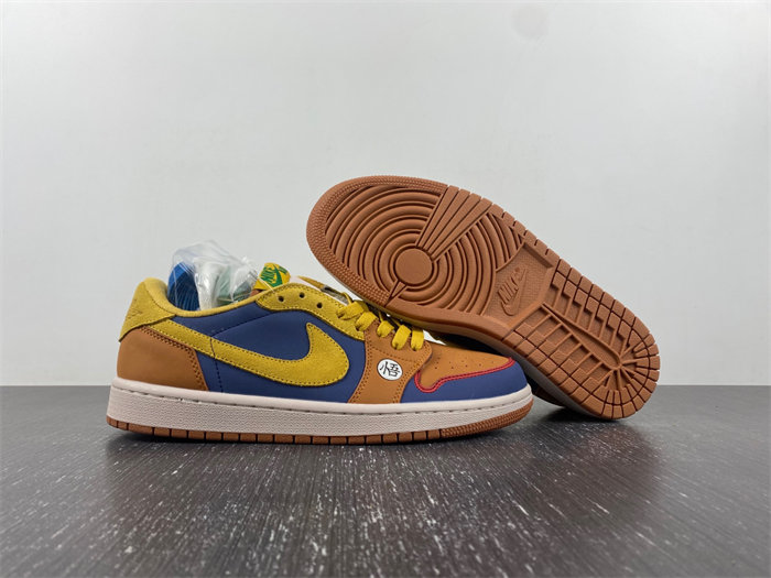 NK Dunk Low DM7866-892