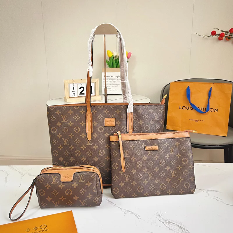 Genuine Leather Bags set Size Big: 16.1″x4.3″x11.0″ Medium: 8.3″x1.2″x5.1″ Small: 4.3″x3.9″ BB-6915054