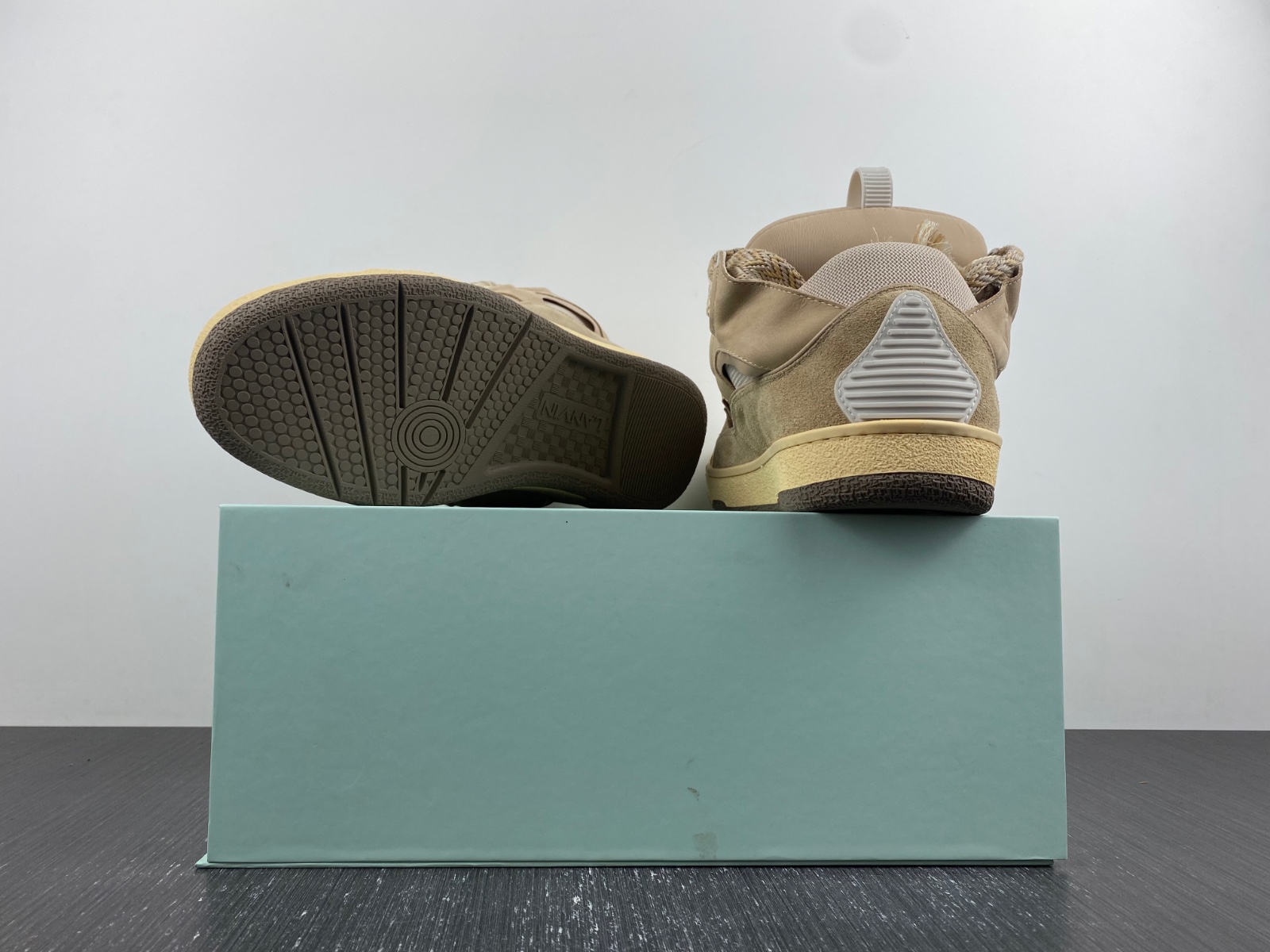 LAN Curb Sneaker Ecru FM-SKRK11-DRAG-E2202