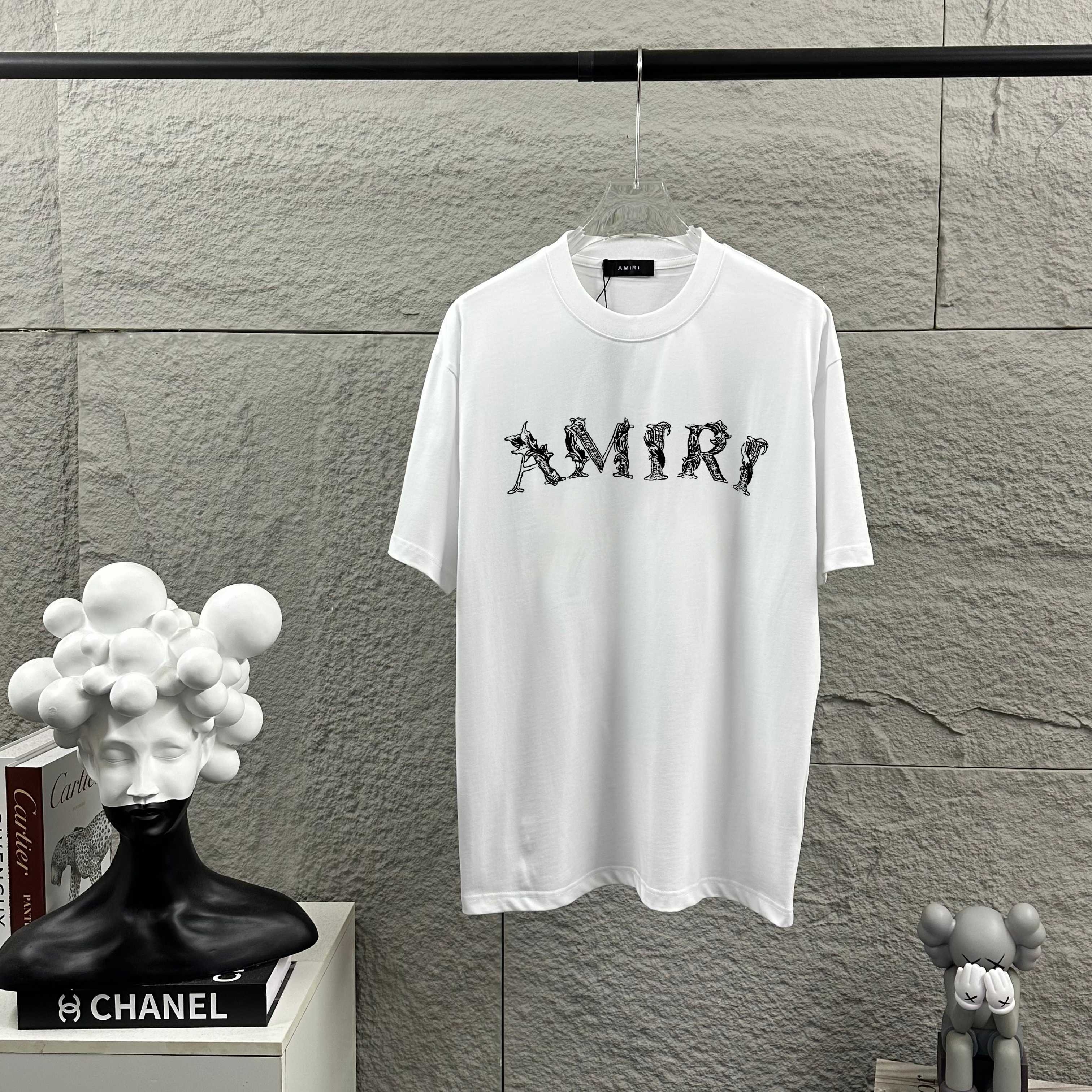 AMRI T-shirt
