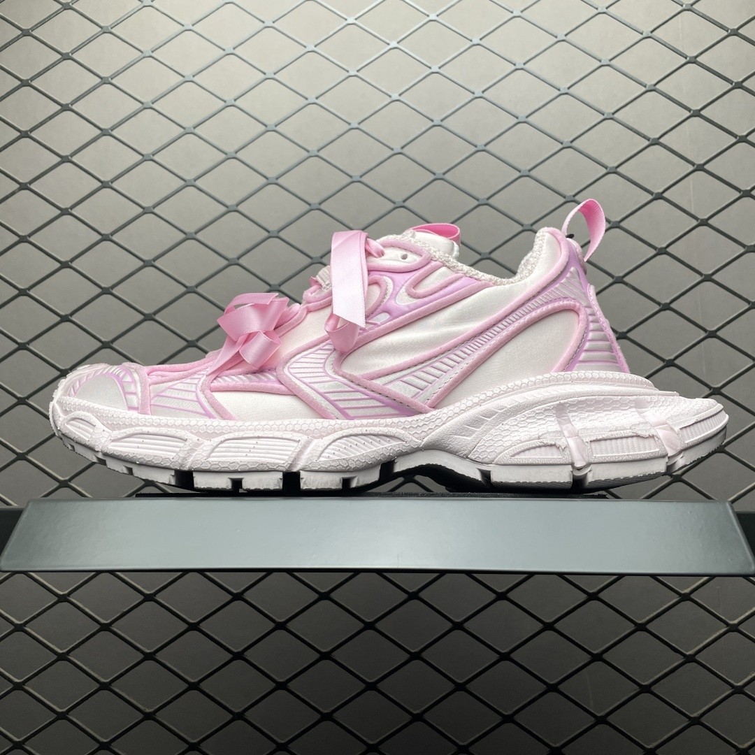 BLCG 3XL Satin Bows Sneakers