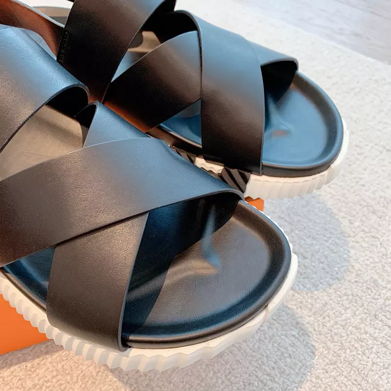 Fashion High Quality Sandals LX-872320
