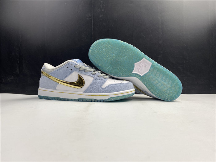 NK SB Dunk Low Sean Cliver DC9936-100