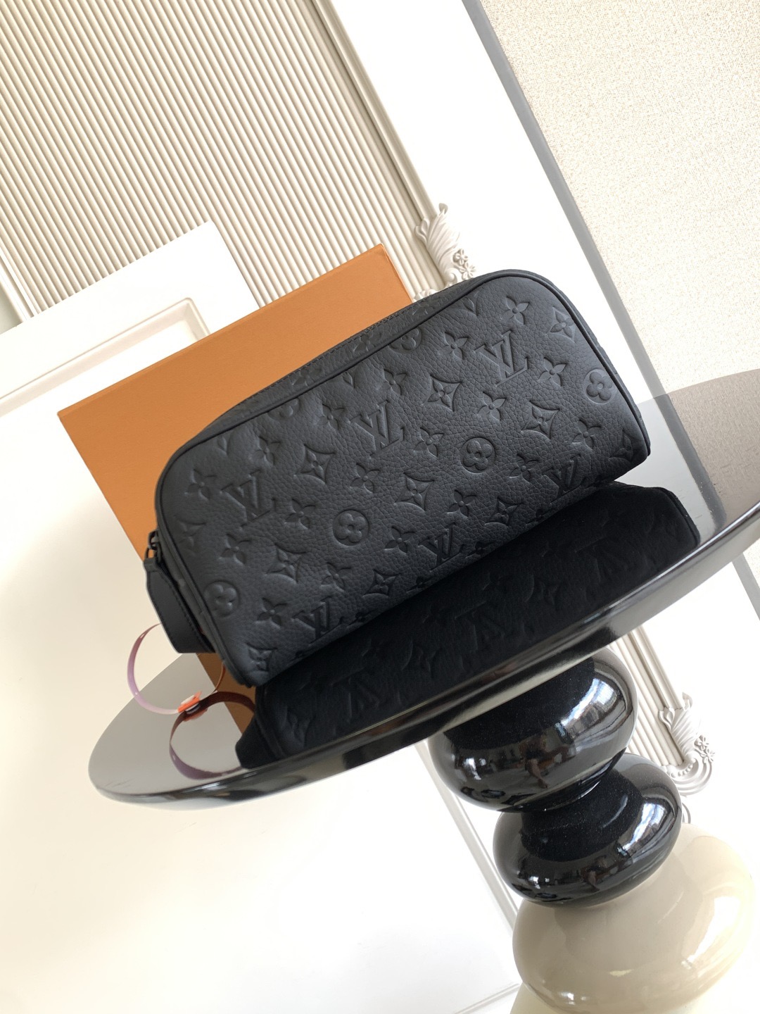LV Shoulder handbag 28*15*16.5cm