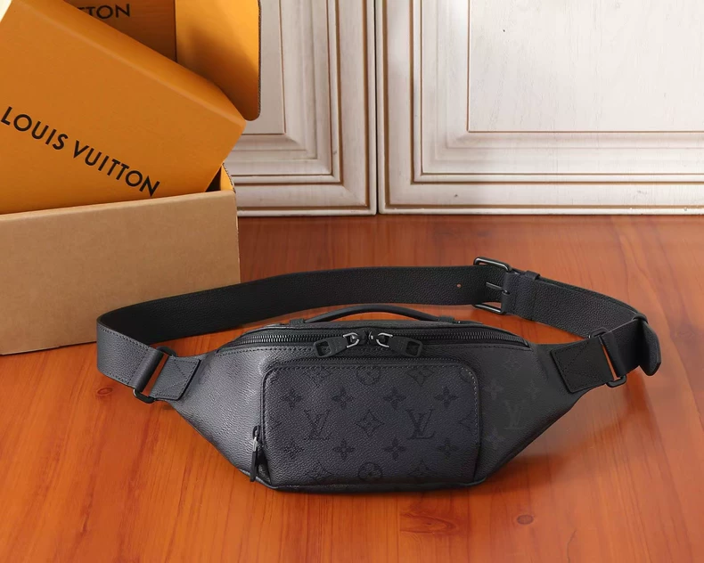 LOUIS VUITTON M26763 Rush Bumbag