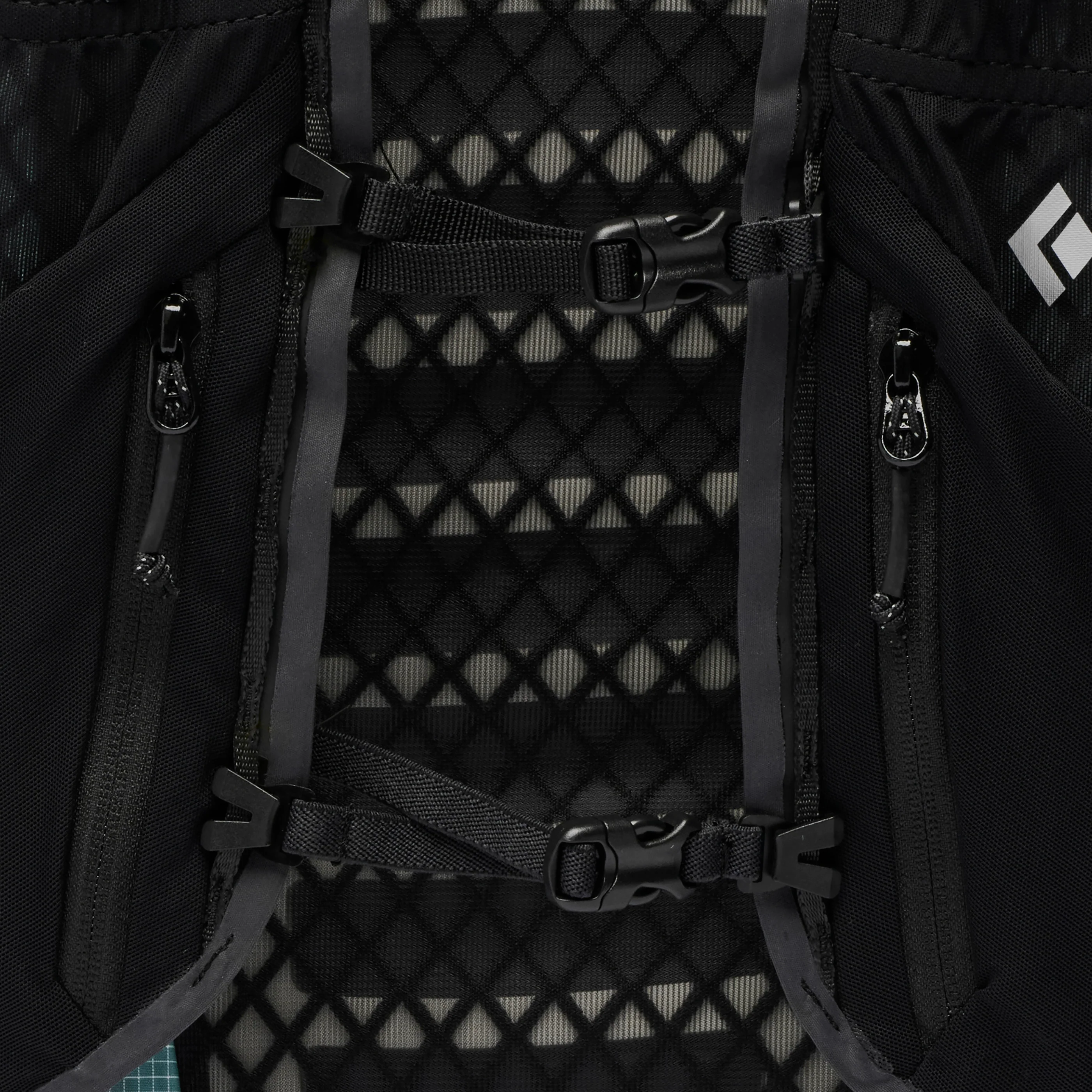 Women's Distance 8 Backpack